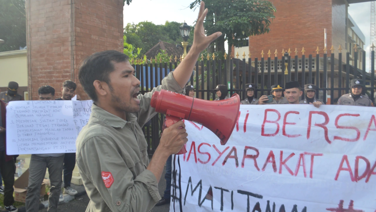 Mahasiswa Halmahera Timur di Yogyakarta Gelar Aksi Damai: Desak Cabut IUP Bermasalah dan Stop Perampasan Tanah Adat