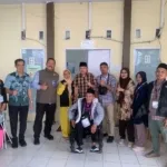 KH. Sarbin Sehe Langsung Tinjau Jamaah Haji Sakit di Makassar, Dinyatakan Siap Terbang ke Tanah Suci