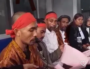 Tangkapan layar video warga Maba Sangaji saat menyampaikan aspirasi terkait kasus hukum Maba Sangaji.