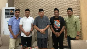 Silaturahmi Geninusa Maluku Utara bersama Wakil Gubernur KH. Sarbin Sehe membahas dukungan wirausaha santri di Ternate