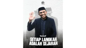 Generasi muda Moloku Kie Raha sedang mengikuti diskusi budaya dan sejarah lokal