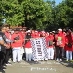 Camat Taman membuka Jalan Sehat Alma Ata HUT ke-80 RI