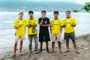 Alfirdah Rap bersama komunitas Ngova Ngare Tidore saat perilisan single Wakanda Tercinta
