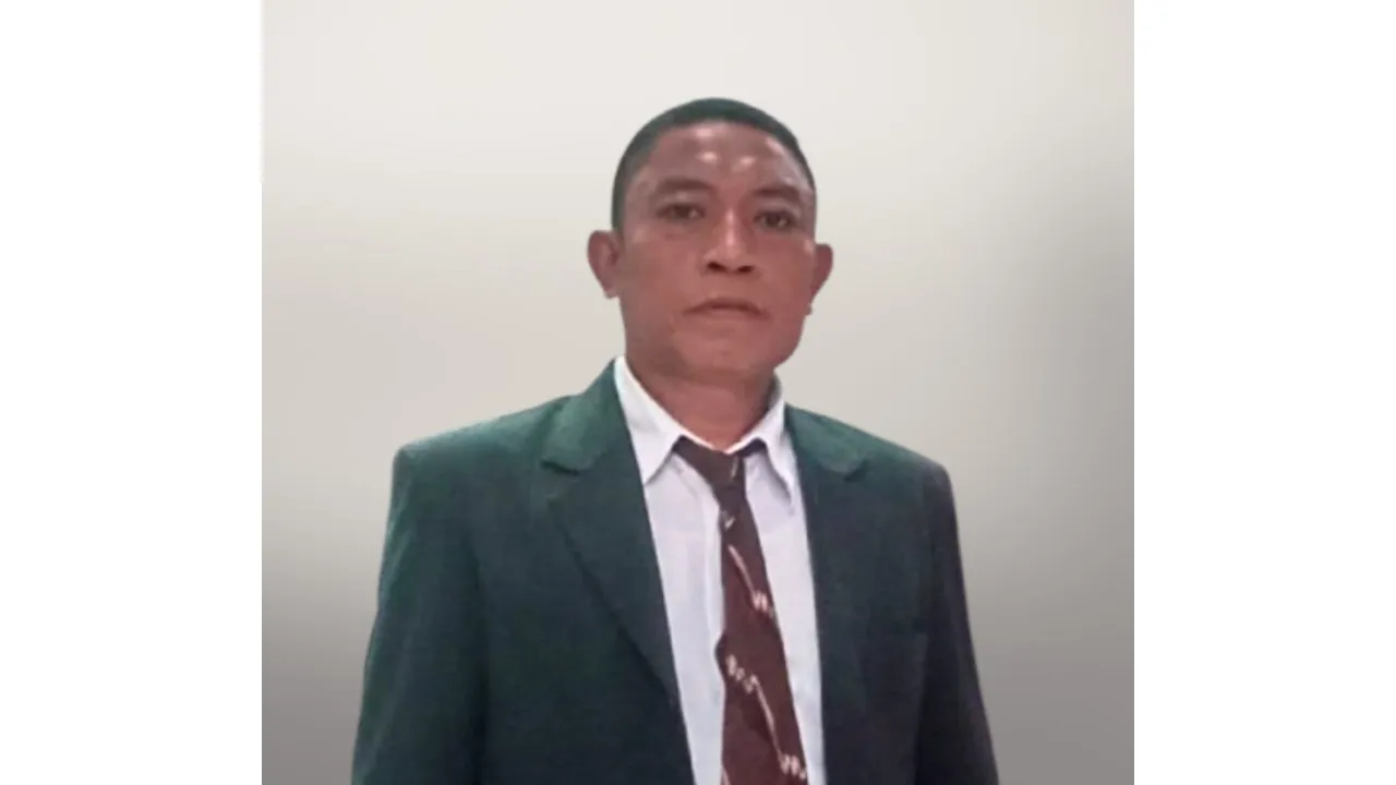 M. Ade Bahtiar, SKM., MM., Bendahara Umum PC GP Ansor Kota Tidore Kepulauan, saat memberikan keterangan pers terkait rencana pelaksanaan Pelatihan Kepemimpinan Dasar (PKD) GP Ansor tahun 2025 di Oba Tengah, Kota Tidore Kepulauan.