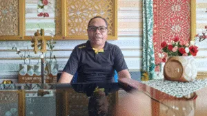 Sunaidin Ode Mulae, Dosen Antropologi Pariwisata Universitas Khairun sekaligus Pengurus KONI Maluku Utara periode 2025–2029, menyampaikan pandangannya tentang peran KONI dalam mendorong sport tourism untuk meningkatkan ekonomi daerah.