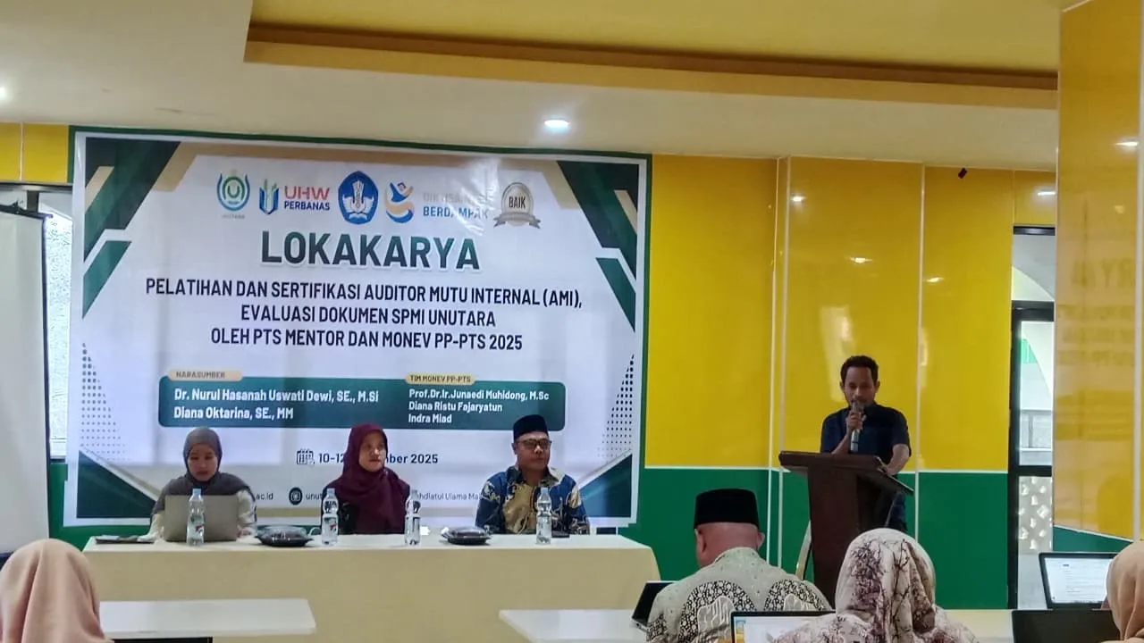 Peserta UNUTARA mengikuti ujian sertifikasi Auditor Mutu Internal di hari terakhir pelatihan. | Sumber foto : Istimewa