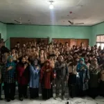Anggota Densus 88 sosialisasi di SDN 2 Kota Ternate.