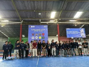 Kemeriahan turnamen futsal mahasiswa dalam acara Living Law USHP Sport di Yogyakarta.