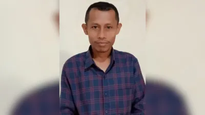 Akademisi UNUTARA Desak Komisi Dua DPRD Kota Ternate mengusut tuntas dugaan pungli ruko Pasar Gamalama senilai Rp1 juta per bulan yang mencekik pedagang kecil.
