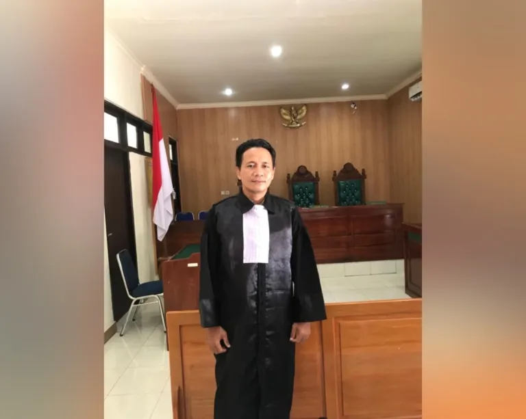Dr. Al Walid Umamit, S.H.,M.H.Li, Ketua LBH Ansor Wilayah Maluku.