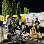 Aksi kreatif Lapak Baca MTsN 1 Morotai digelar di Taman Kota Daruba guna menjemput bola dan meningkatkan minat baca masyarakat di era digital.