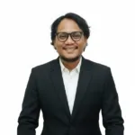 FEDERALISME FISKAL MALUT: Menyelamatkan Malut dari Kubangan Kemiskinan.