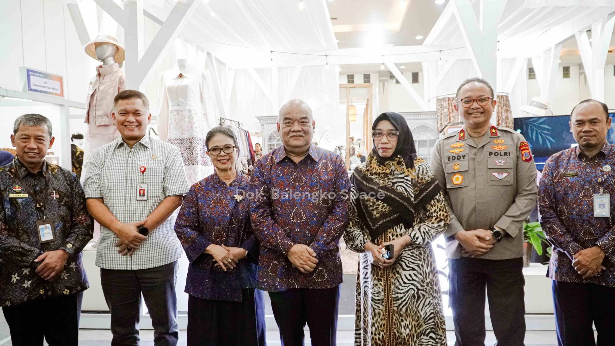Ketua Dekranasda Maluku Utara Ny Rusni Sarbin Hadiri Jogja Fashion Week 2026