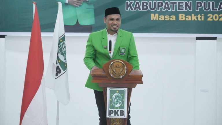 Pasca Pengukuhan Jumat Lalu, Naswin Rowo Blak-blakan Soal Desakan Kader Agar Maju Jadi Bupati Morotai